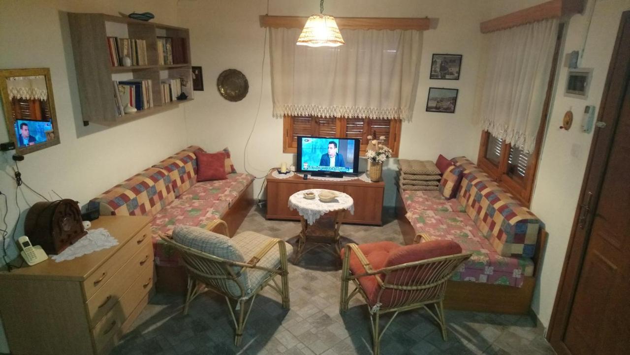 Α Lovely Home For A Summer Vacation Asprovalta Bagian luar foto