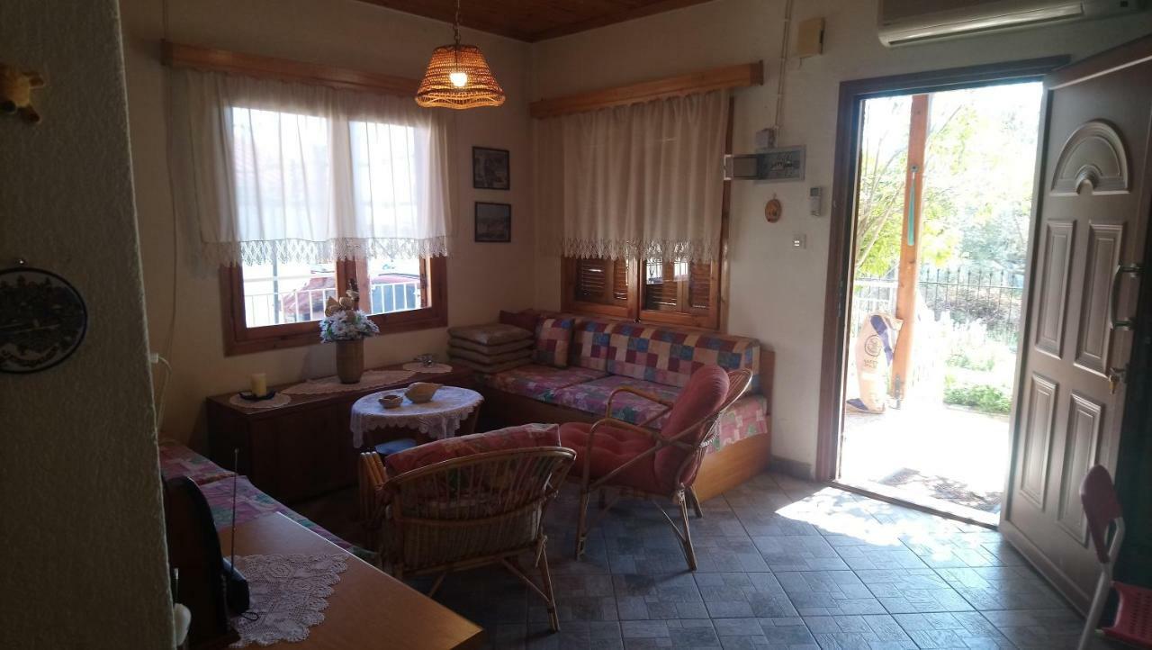 Α Lovely Home For A Summer Vacation Asprovalta Bagian luar foto